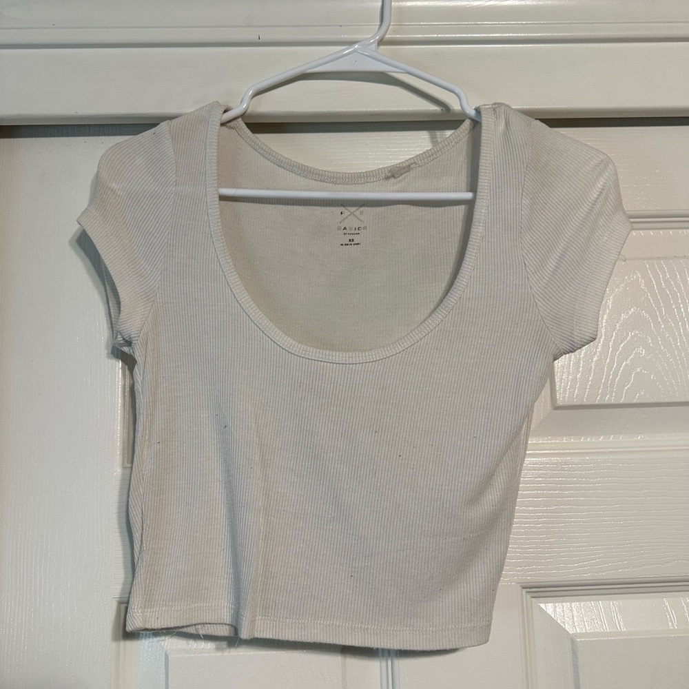 PacSun Cream Ribbed Crop Top